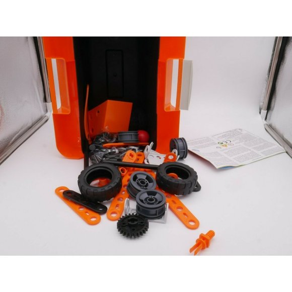 Meccano Junior Maker System - 88 Pieces Advanced Toolbox - Picture 4 of 5